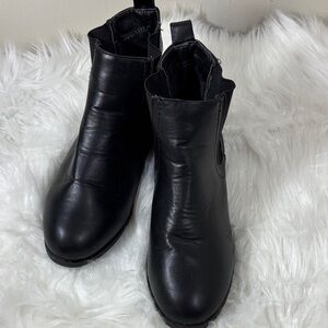 Park Lane Women's Black Ankle Boots - Classic Chelsea Style
